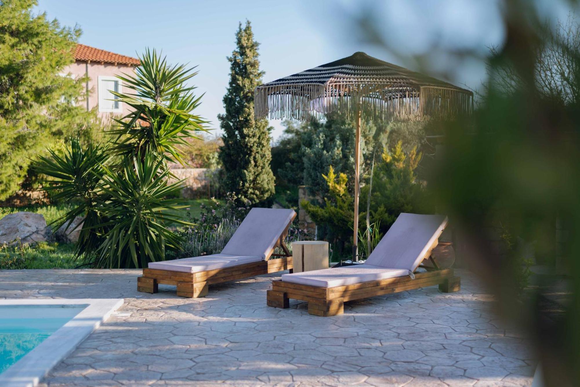 Seaside "Stone & Light Villa Ii" Close To Aegina City Khloi Экстерьер фото